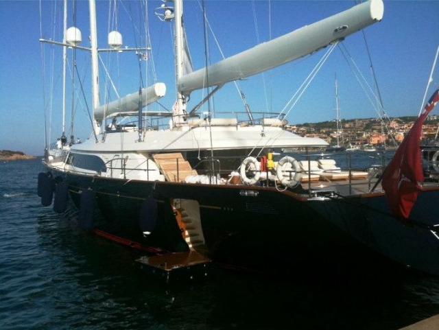  Barcos de varios tamaños 